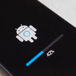 Google, 3 eski telefon için güncelleme desteğini kesti