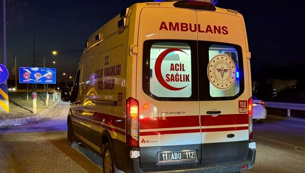 Bilecik’te TIR ile otomobil çarpıştı: Dört yaralı