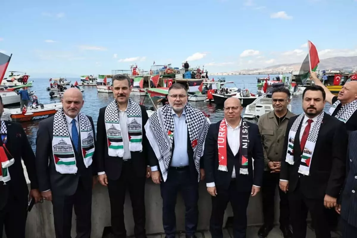 İzmir’den Gazze’ye Destek Filosu Yola Çıktı