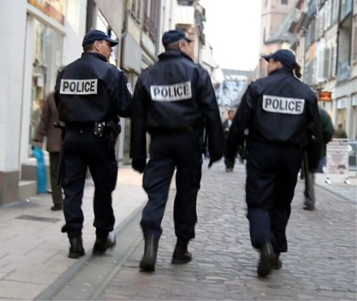 Fransa’da Oleron Adası’nda Yayalara Aracını Süren Sürücü 9 Kişiyi Yaraladı