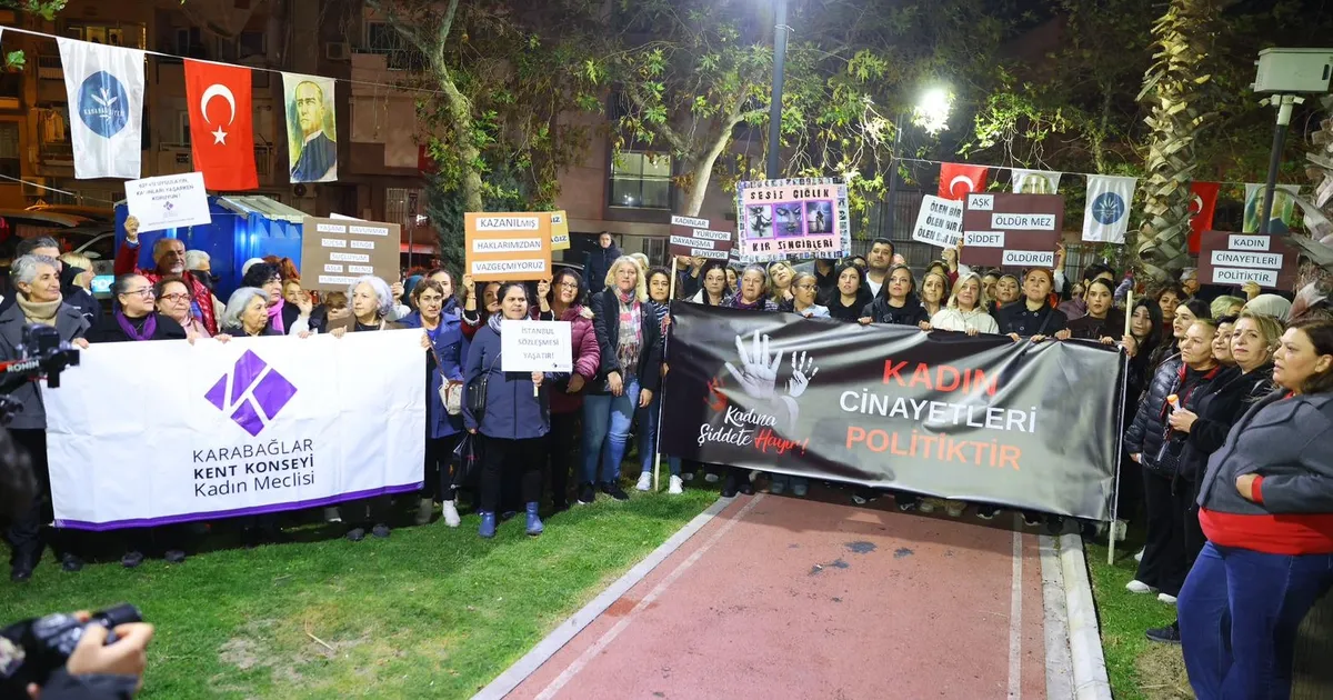 İzmir Karabağlar’da şiddete karşı tek ses tek yürek