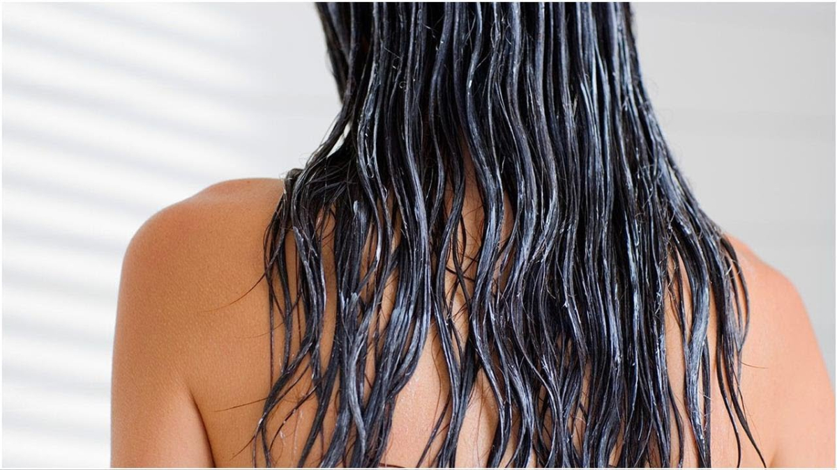 Keçe gibi saçları pamuk gibi yapıyor: Tam da duştayken uygulayın…