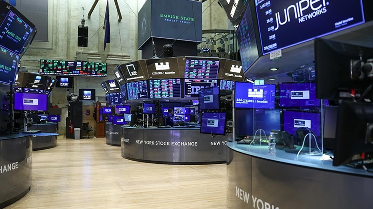 New York borsası düşüşle açıldı