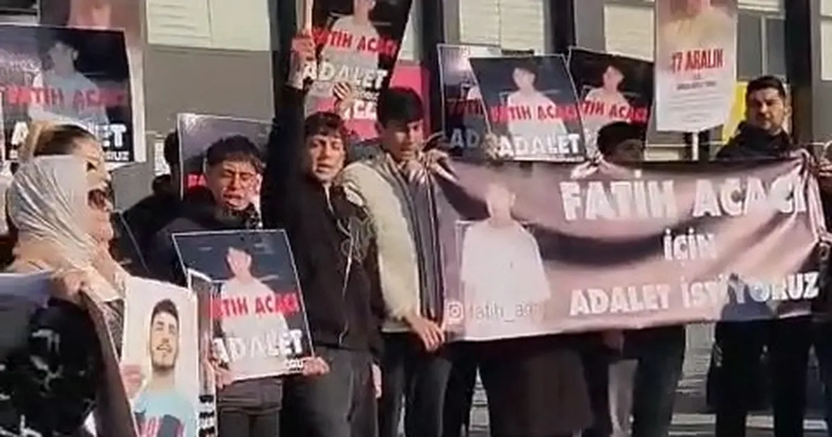 ‘Fatih Acacı için adalet’ sloganları Ankara’da adliye önünde yankılandı!