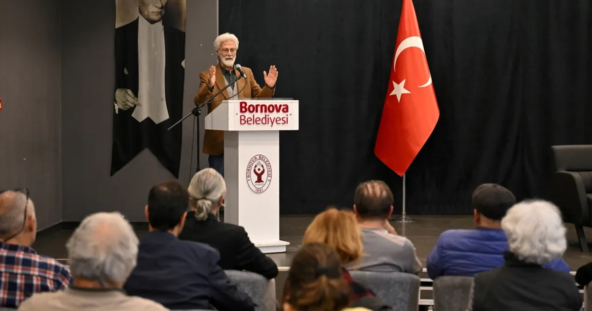 İzmir Bornova’da Kent Söyleşileri’nde şiir rüzgârı