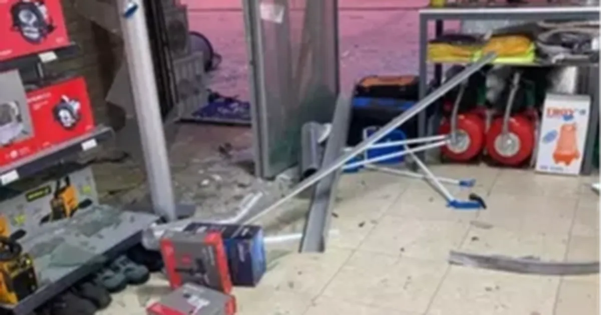 Şile Ağva’da işyerine patlayıcı saldırı!