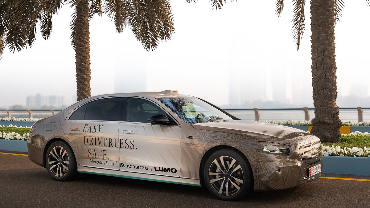 Yeni Mercedes S-Serisi sürücüsüz taksi hizmeti verecek