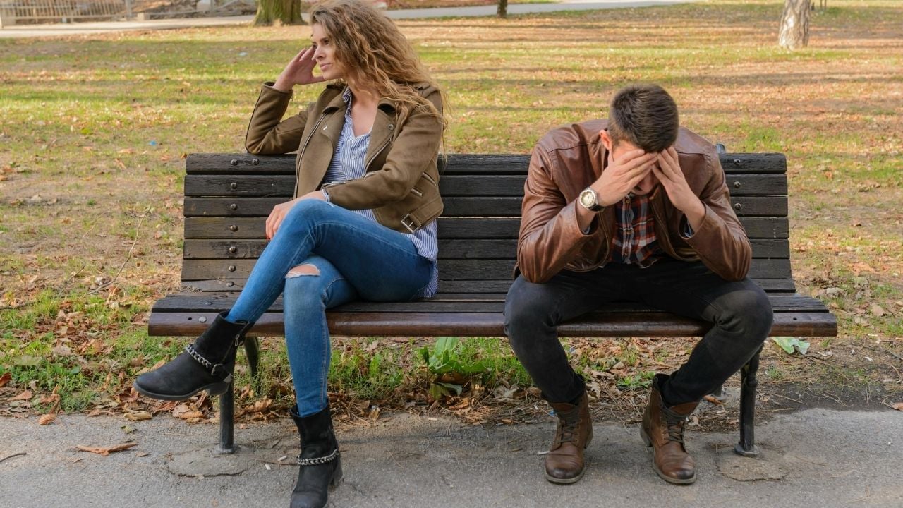 Romantik ilişkilerinde ‘’daldan dala atlayan’’ insanlar hakkında ne düşünmelisiniz?