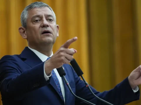 Son dakika… Özgür Özel grup toplantısında konuşuyor: Ne mesaj verecek?