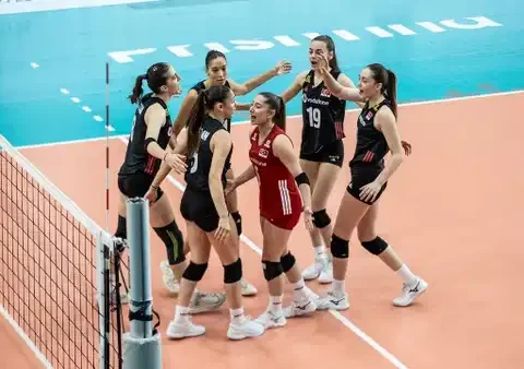 17 yas alti kadin milli voleybol takimi balkan sampiyonu oldu 93UHanVr