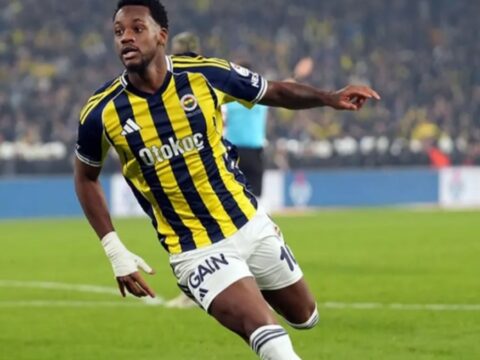 Jhon duran imzaya gidiyor gjDk5xyg